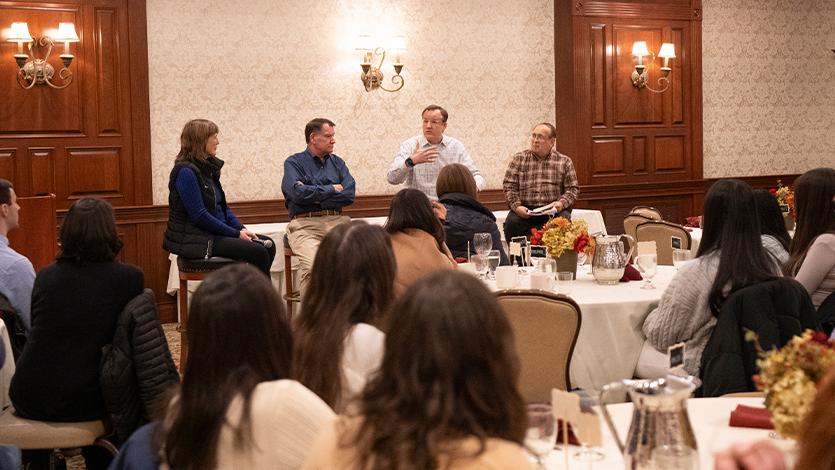 Image of Philip Bump and Steven Thomma talking with the Marist cohort.